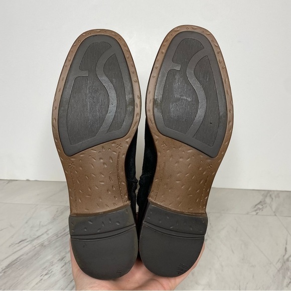 Franco Sarto Malina Black Suede Bootie 7M - Picture 13 of 14